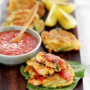 猕猴桃酱配烧饼更好吃！